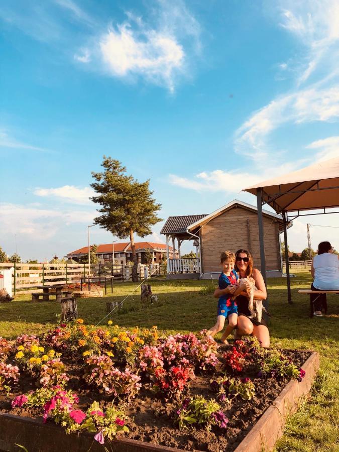 Club Thermal Village Cegléd 外观 照片